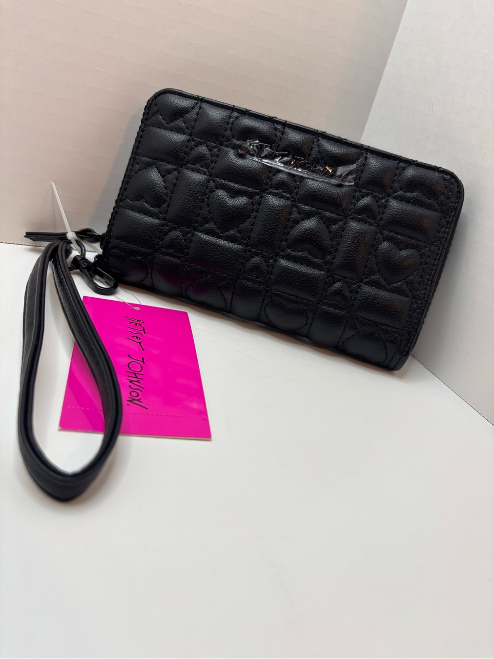 Betsey Johnson Black Quilted Heart Wristlet Clutch wallet